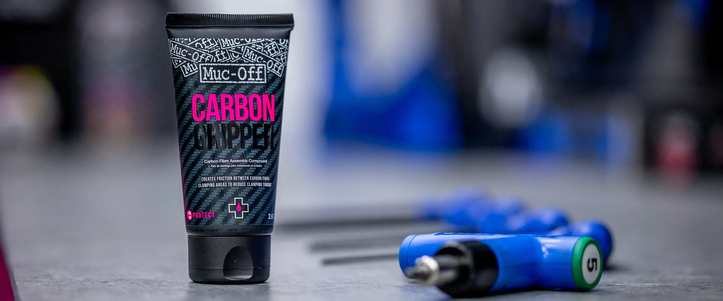 Muc-Off Carbon Gripper