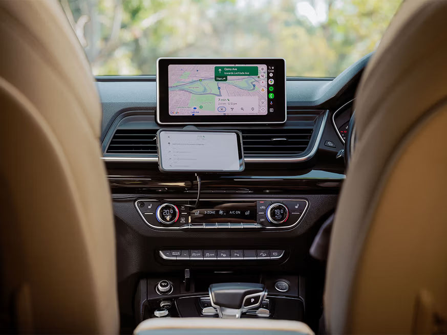 QUAD LOCK wireless carplay/android auto adapter