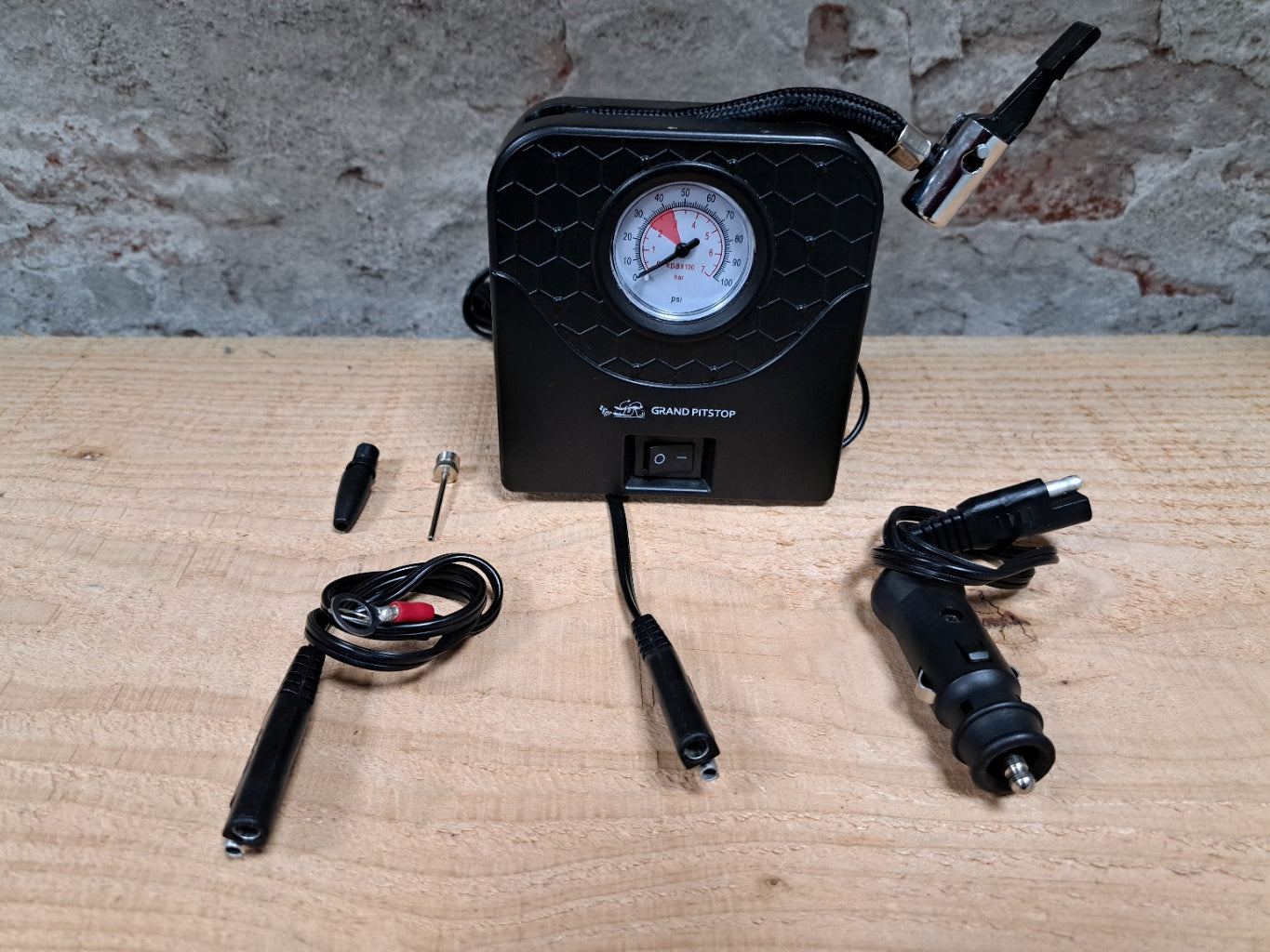 GrandPitstop mini compressor 12V