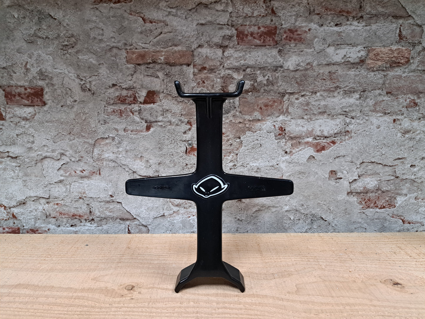 Ufo fork block system