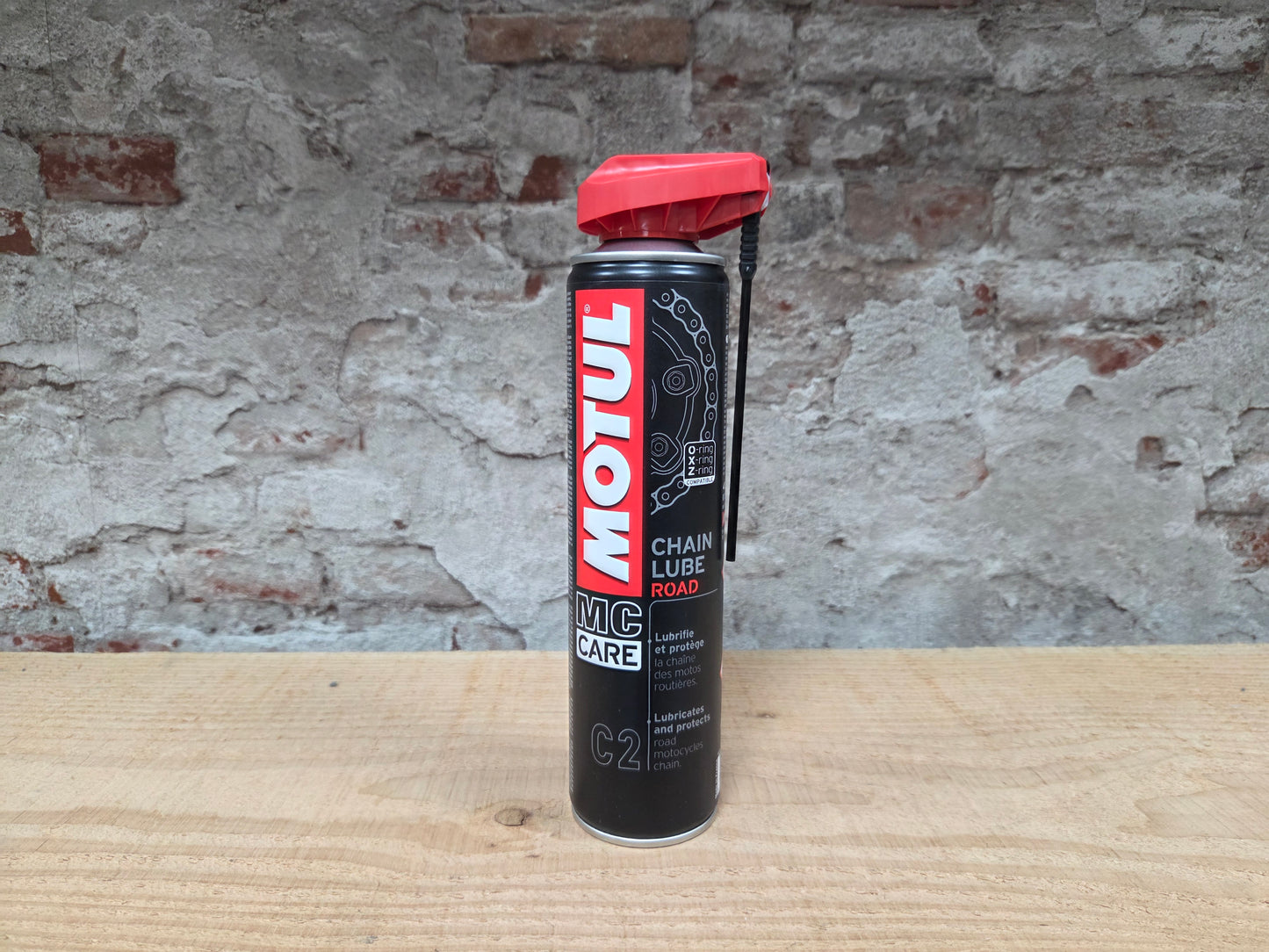 MOTUL mc care C2 chain lube road