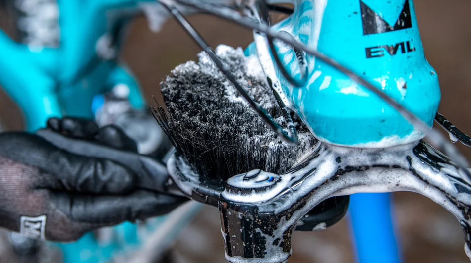Muc-Off Soft Washing Brush