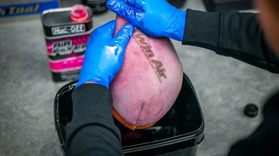 Muc-Off Air Filter Oil