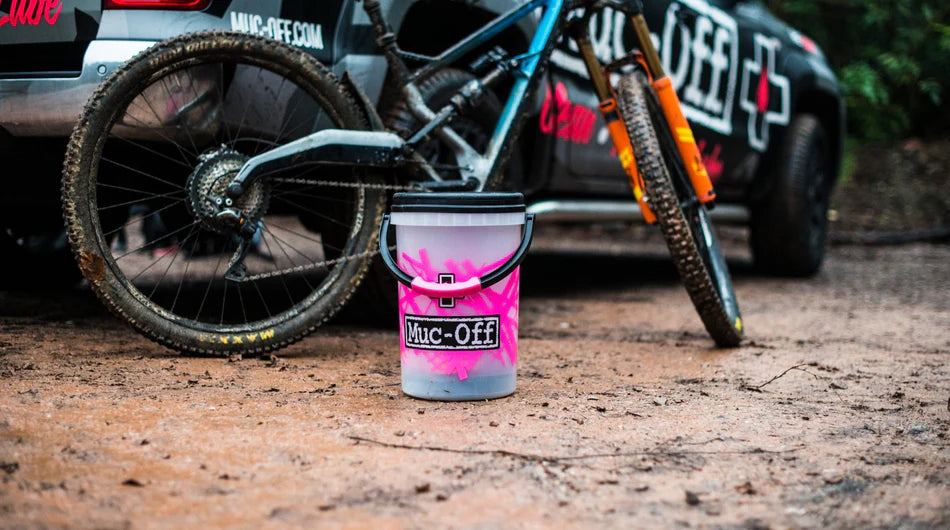 Muc-Off Cycle Dirt Bucket
