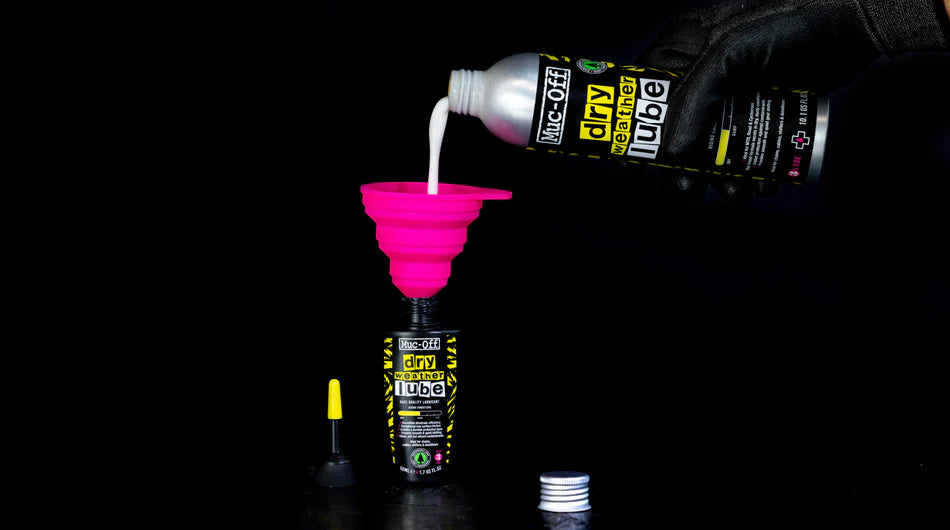 Muc-Off Silicone Funnel