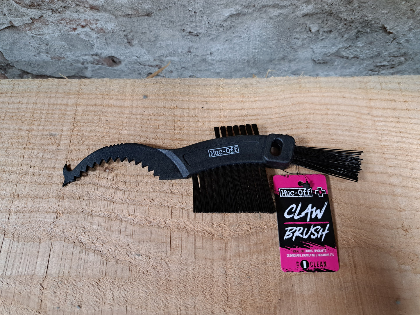 Muc-Off Claw Brush