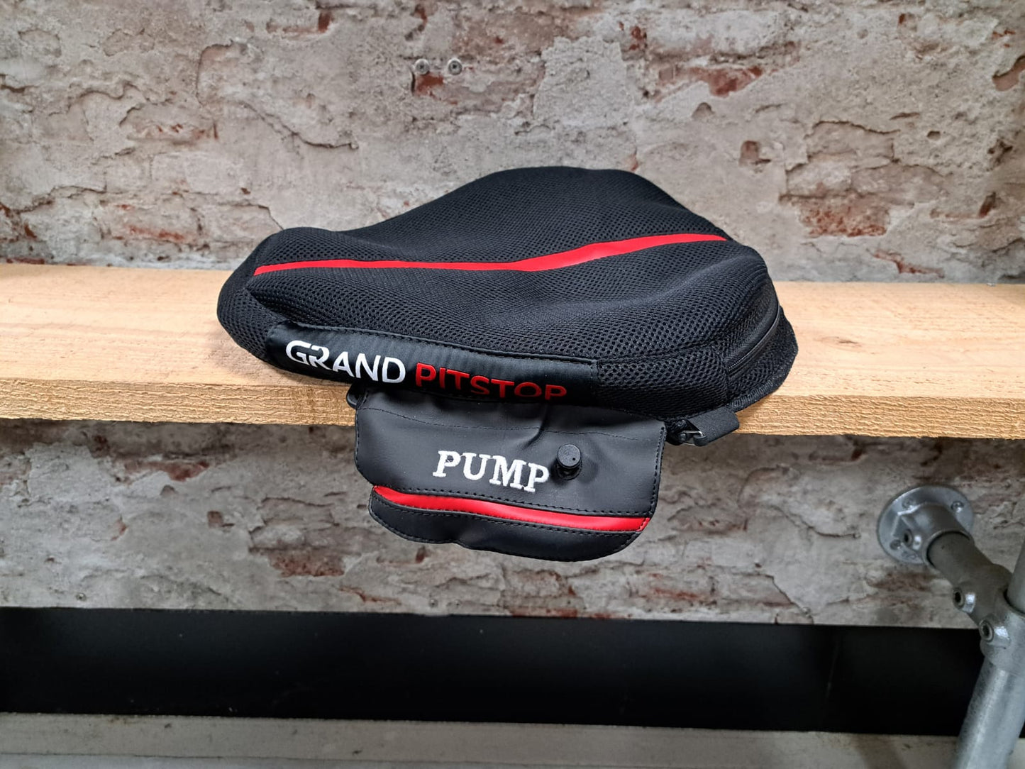 GrandPitstop air comfy seat (model Cruiser)