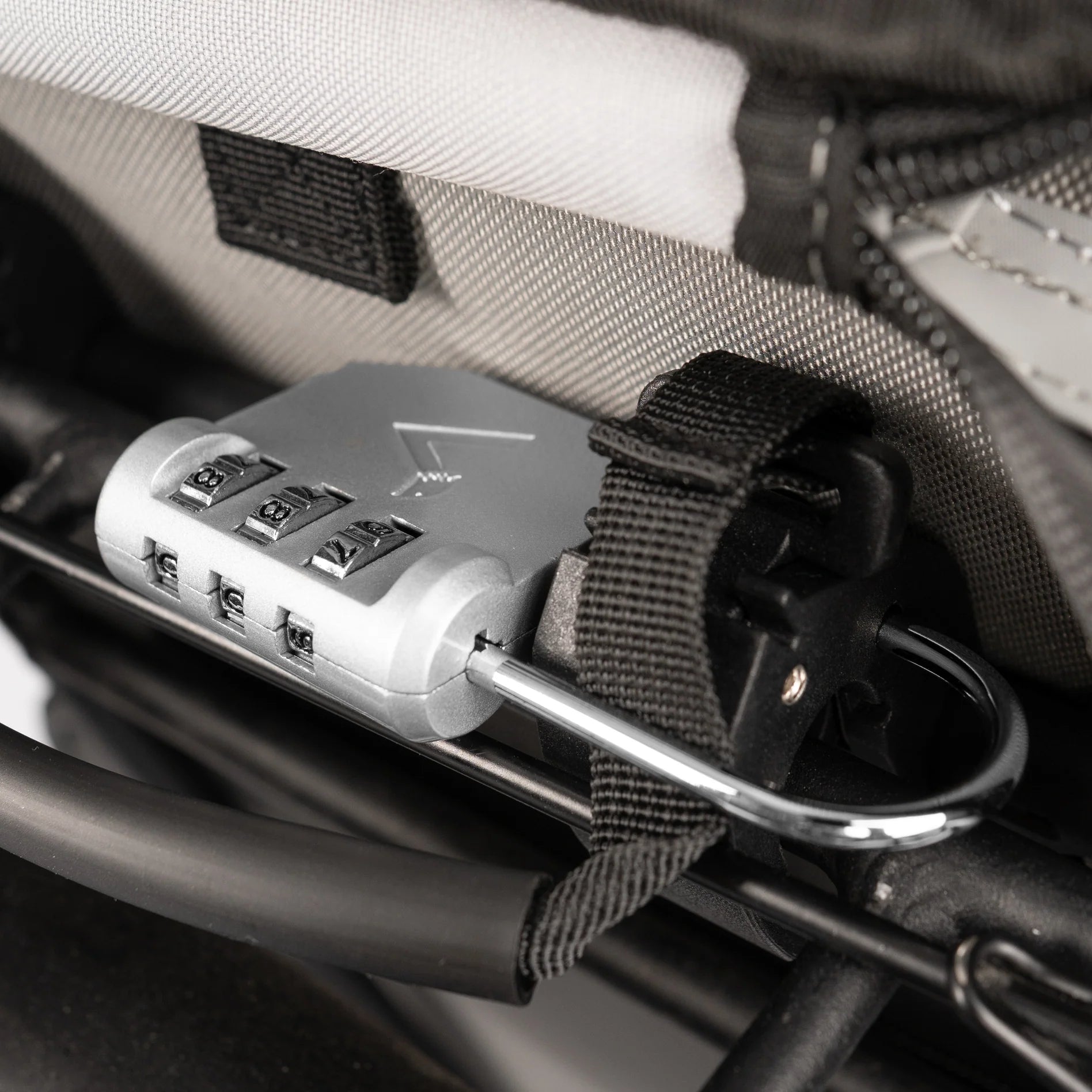 VALKENTAL QUICKLOCK ingezoomd