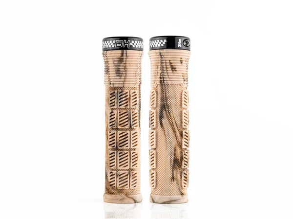 AMS X Bernard Kerr RISE grips - uit de verpakking
