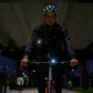 KNOG Frog Front Bike Light - op het stuur met een fietser