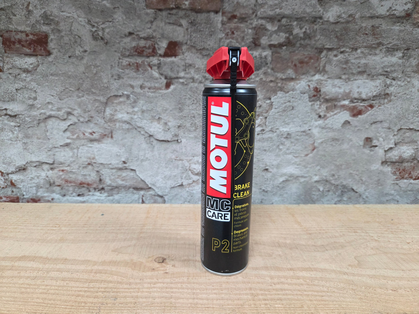 MOTUL mc care P2 brake clean
