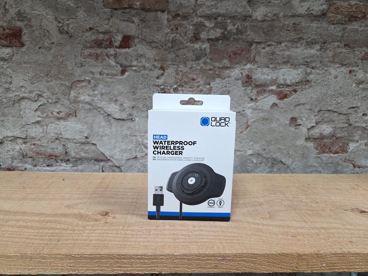 QUAD LOCK wireless charging head cycle