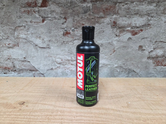 MOTUL M3 perfect leather