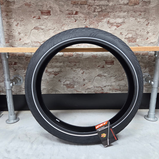 CST Big Boat 26x4.00 fatbike band – zijaanzicht