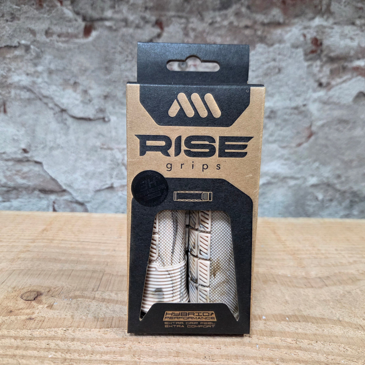 AMS X Bernard Kerr RISE grips - in de verpakking