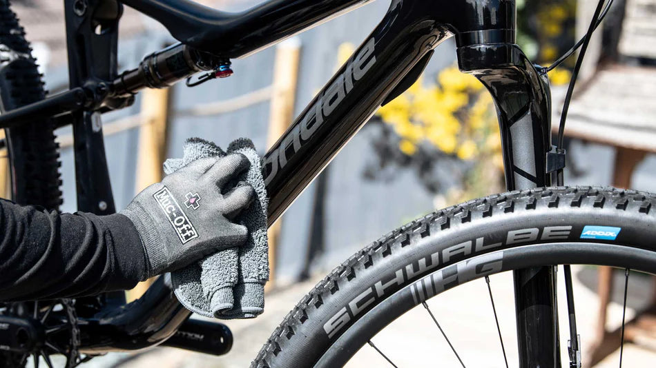 MUC-OFF Miracle Shine 500ml - Politur & Wachs für Fahrrad und Motorrad