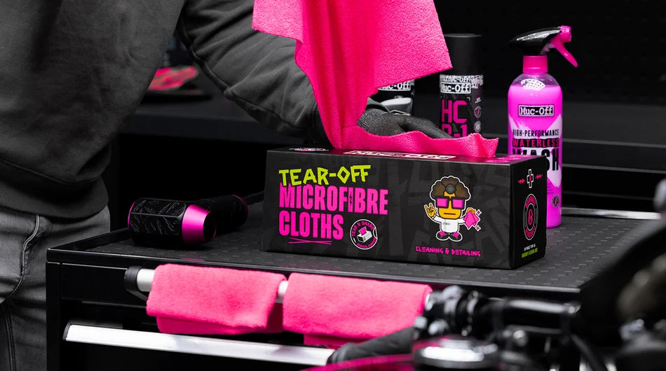 Muc-Off Tear-Off Microvezeldoeken - het uittrekken van een doekje