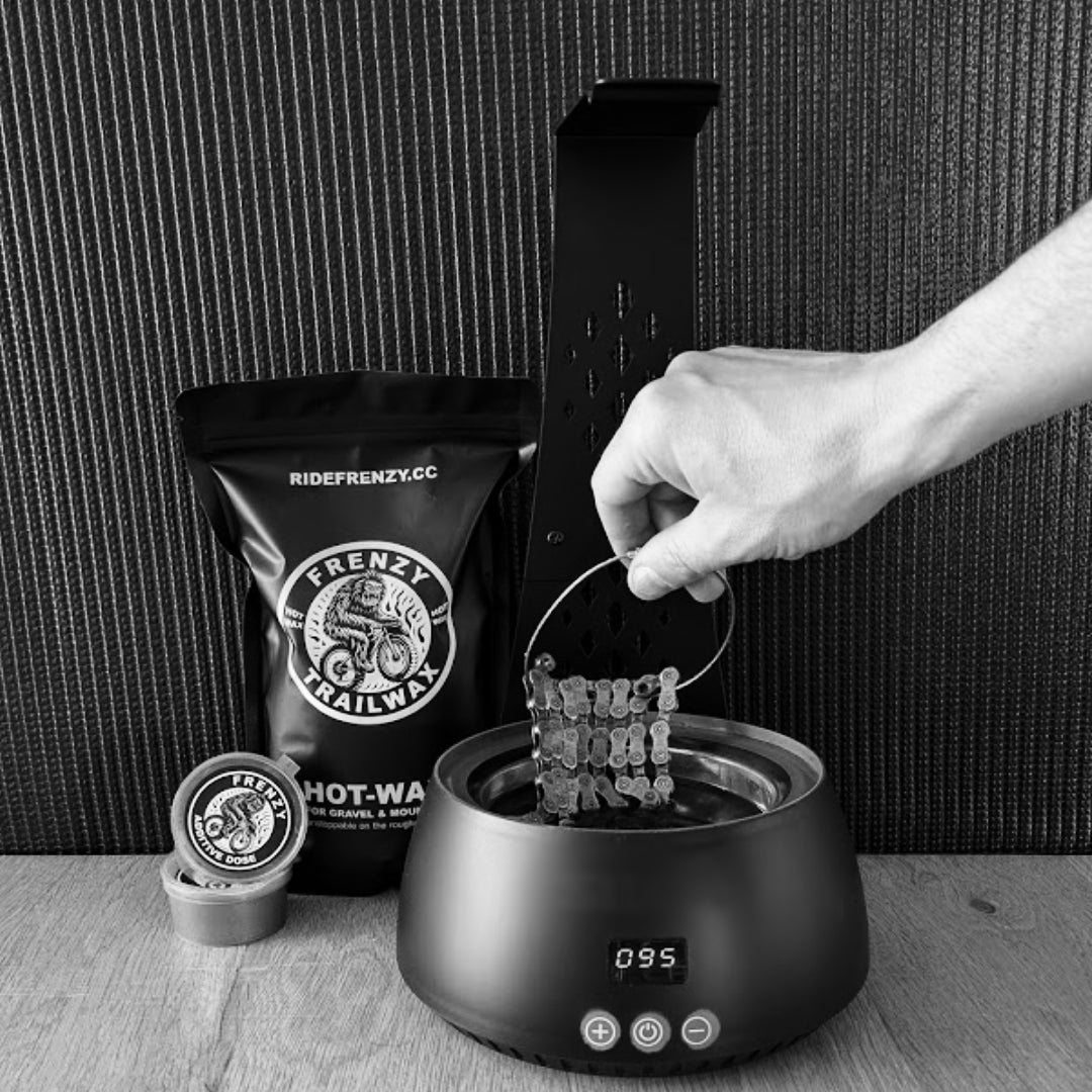 FRENZY chain hanger in gebruik