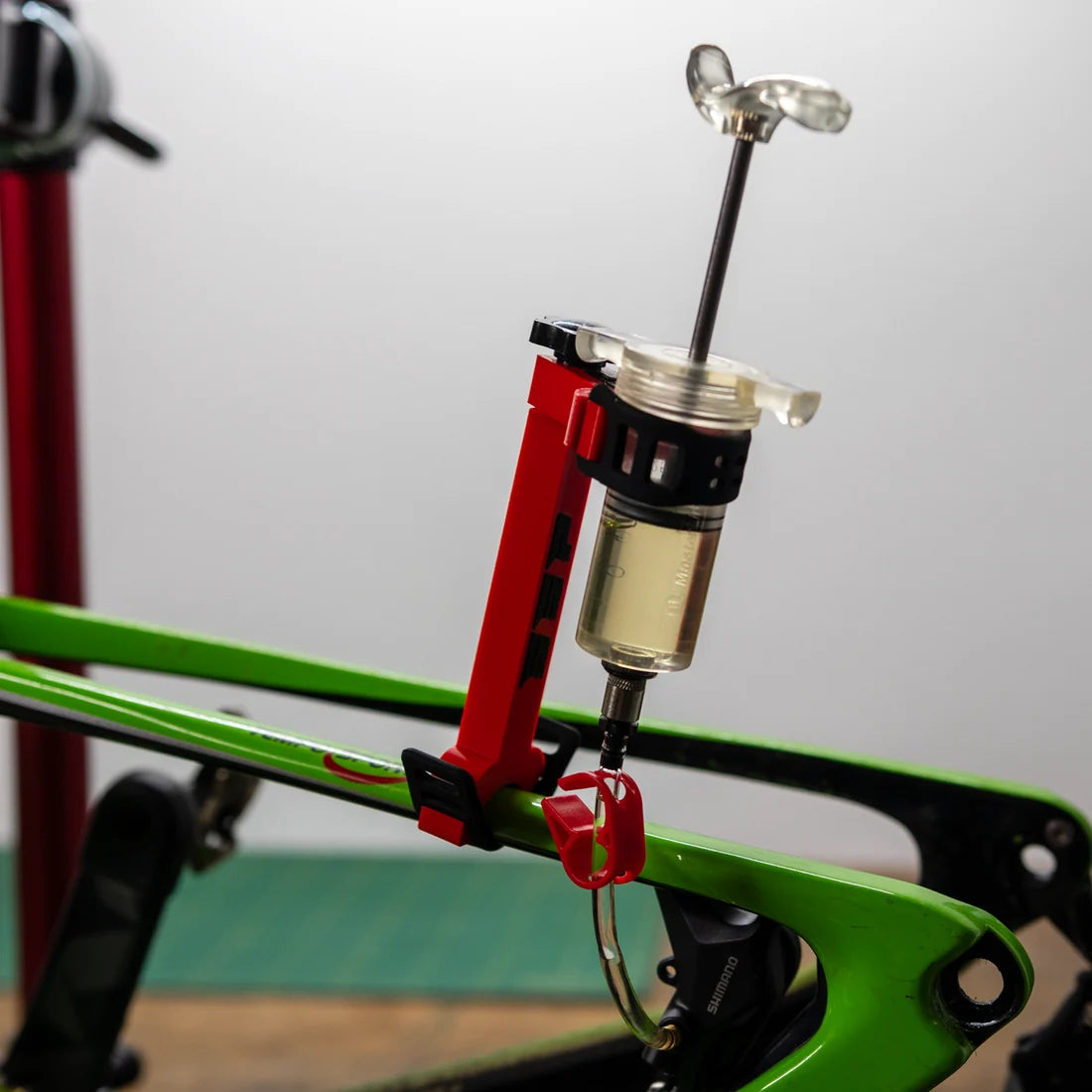Workshop Spritzenhalter Pro - gemonteerd p achterbrug fiets