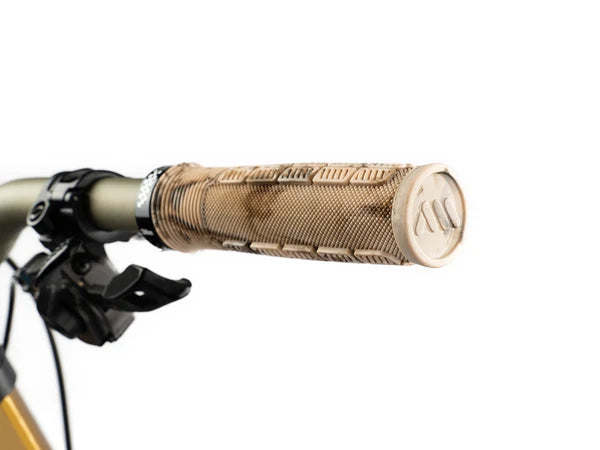 AMS X Bernard Kerr RISE grips - rechter grip