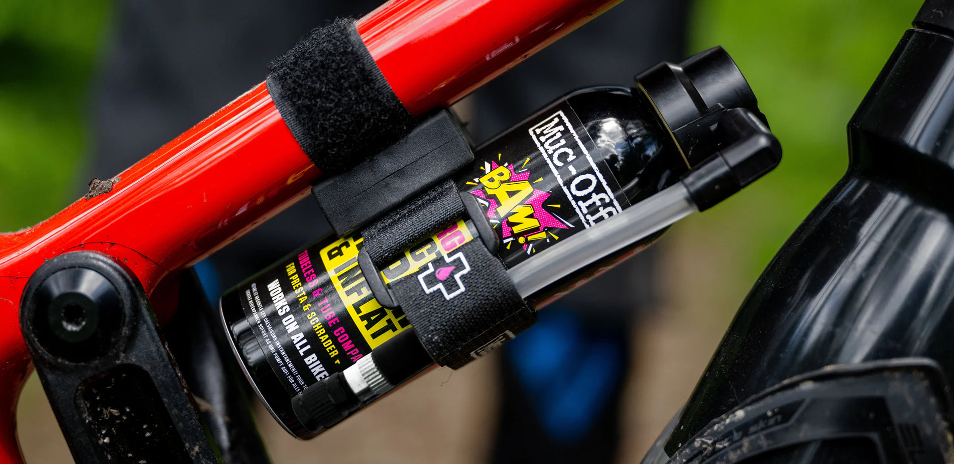 Muc-Off BAM!  MAKKELIJK TE MONTEREN MET DE BAM BELT