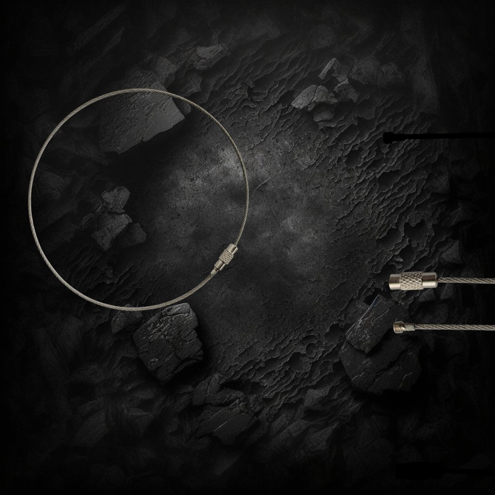 detail FRENZY chain hanger