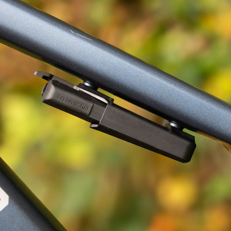 DAYSAVER Guard Frame Mount - onder het frame met de guard