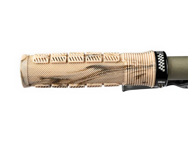 AMS X Bernard Kerr RISE grips - linker grip
