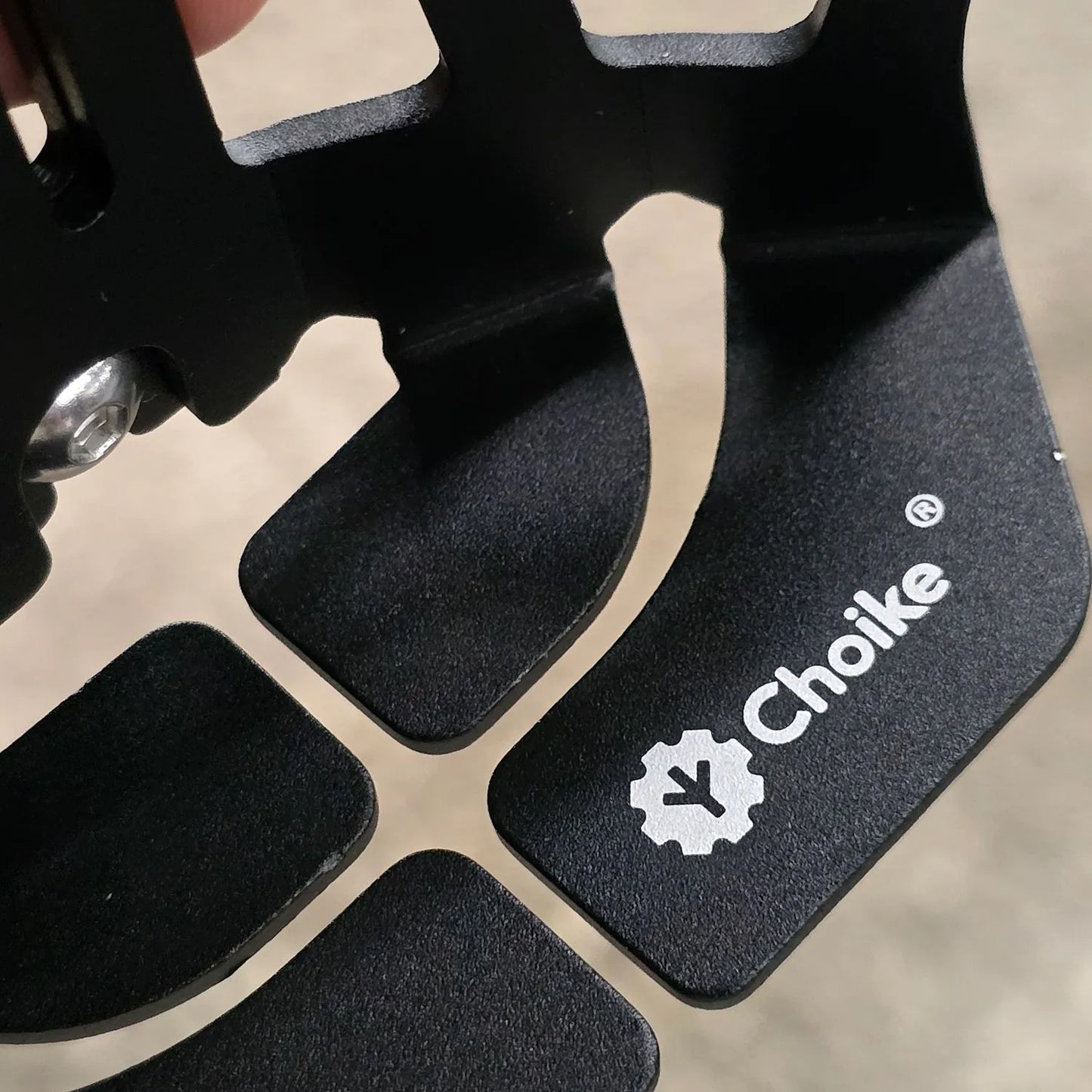 CHOIKE cage