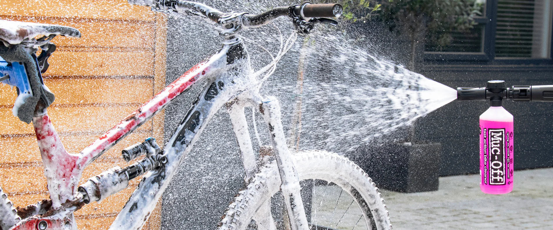 MUC-OFF Cycle Pressure Washer Bundle - Hochdruckreiniger für Fahrräder & E-Bikes