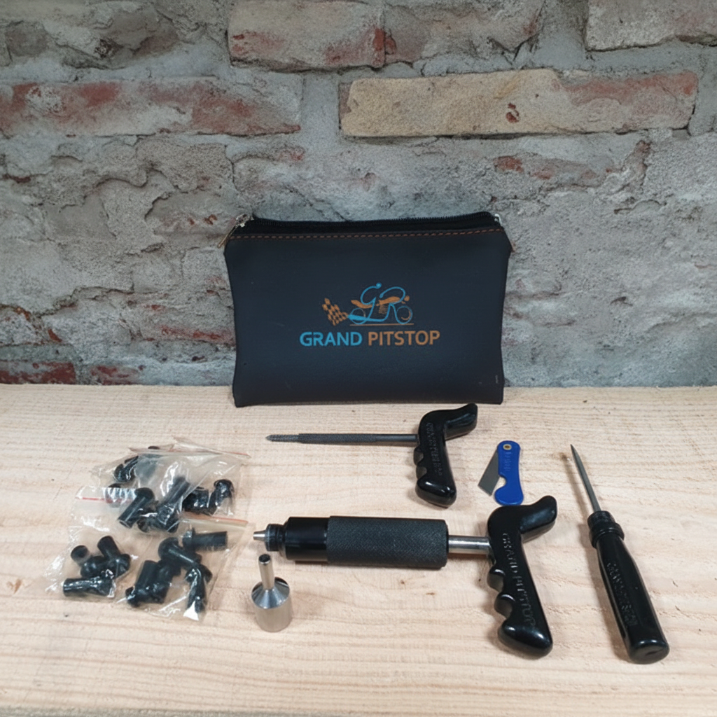 GRANDPITSTOP Mini Plug Banden Reparatie Set – volledige inhoud met etui, plugger, priem, mushroom plugs en mesje