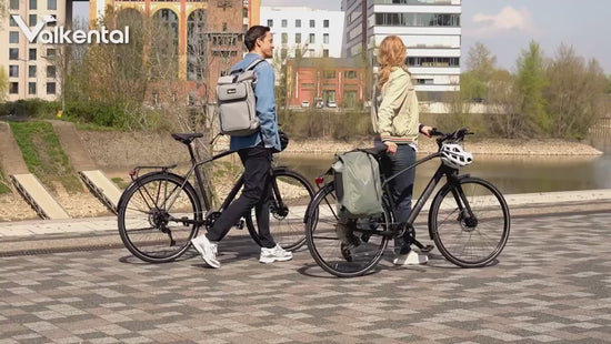 VALKENTAL urbanx 2in1 fietstas demonstratie - van bagagetas naar rugzak in actie

