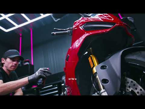 MUC-OFF Ceramic Spray Sealant - demo video