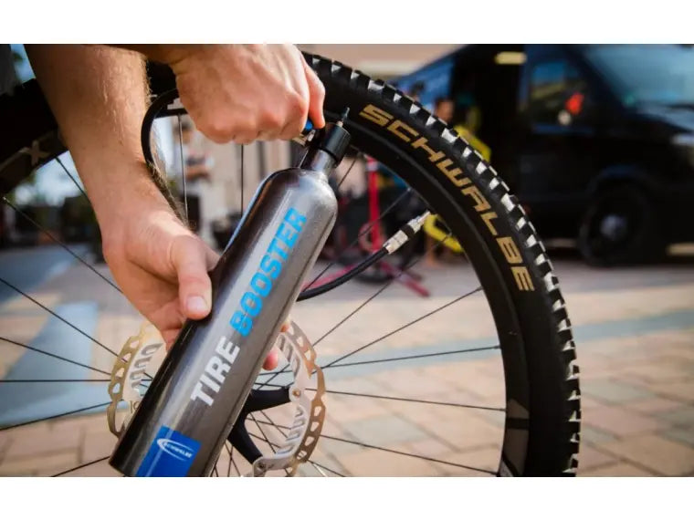 Schwalbe Tire Booster Tubeless Pumpe – 11 Bar