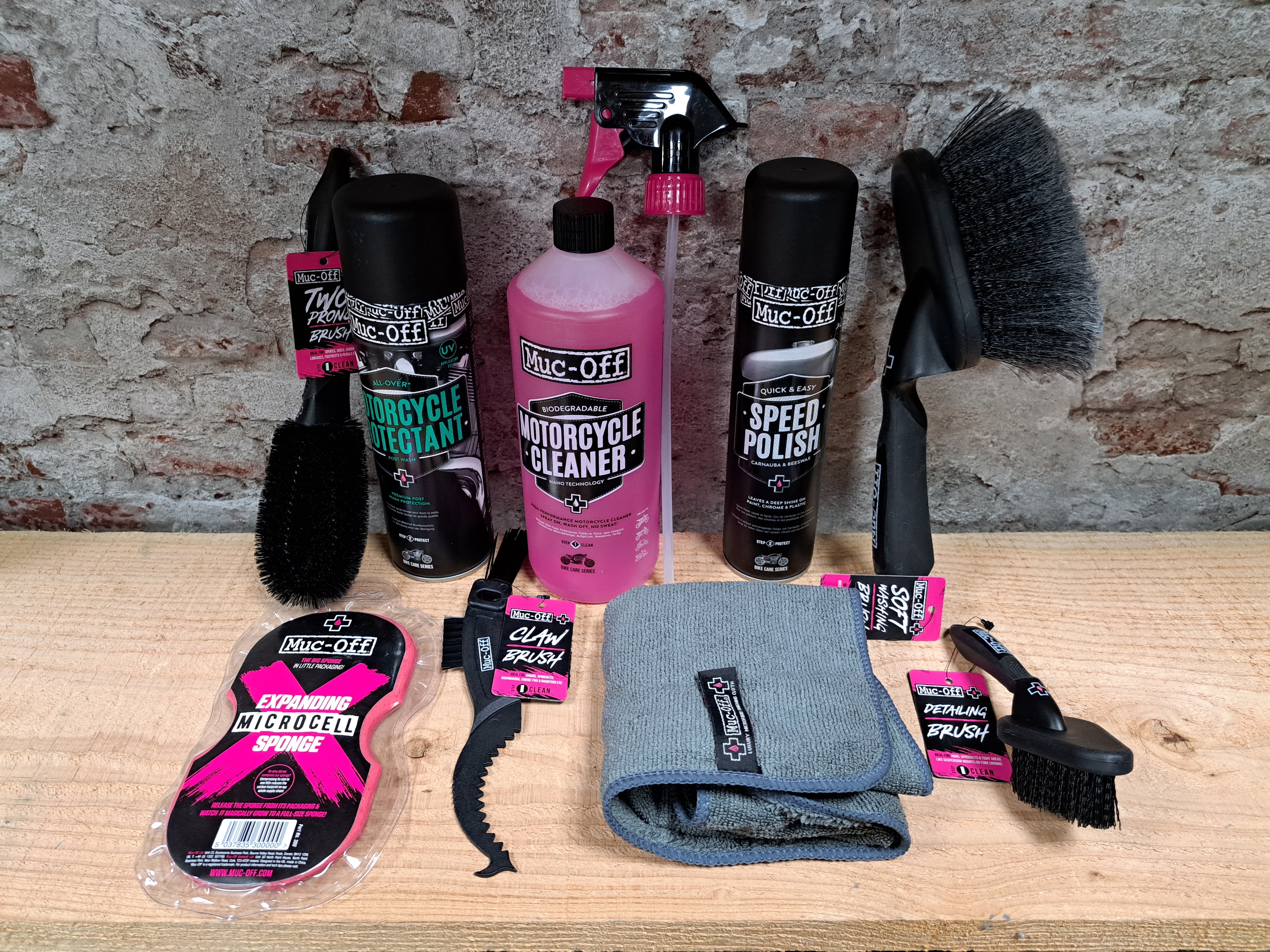 Muc off ultimate hot sale motorcycle cleaning kit